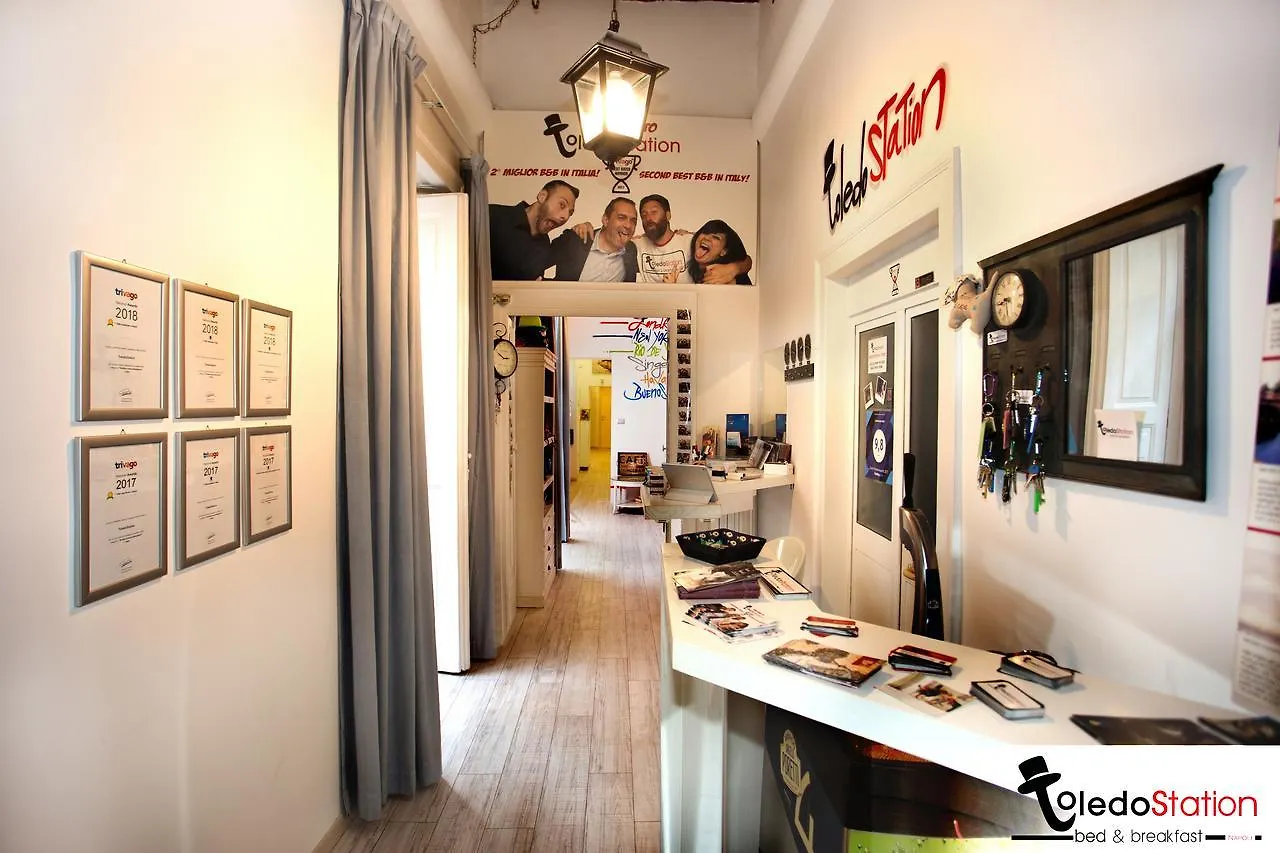 Toledostation B&B Naples Italy