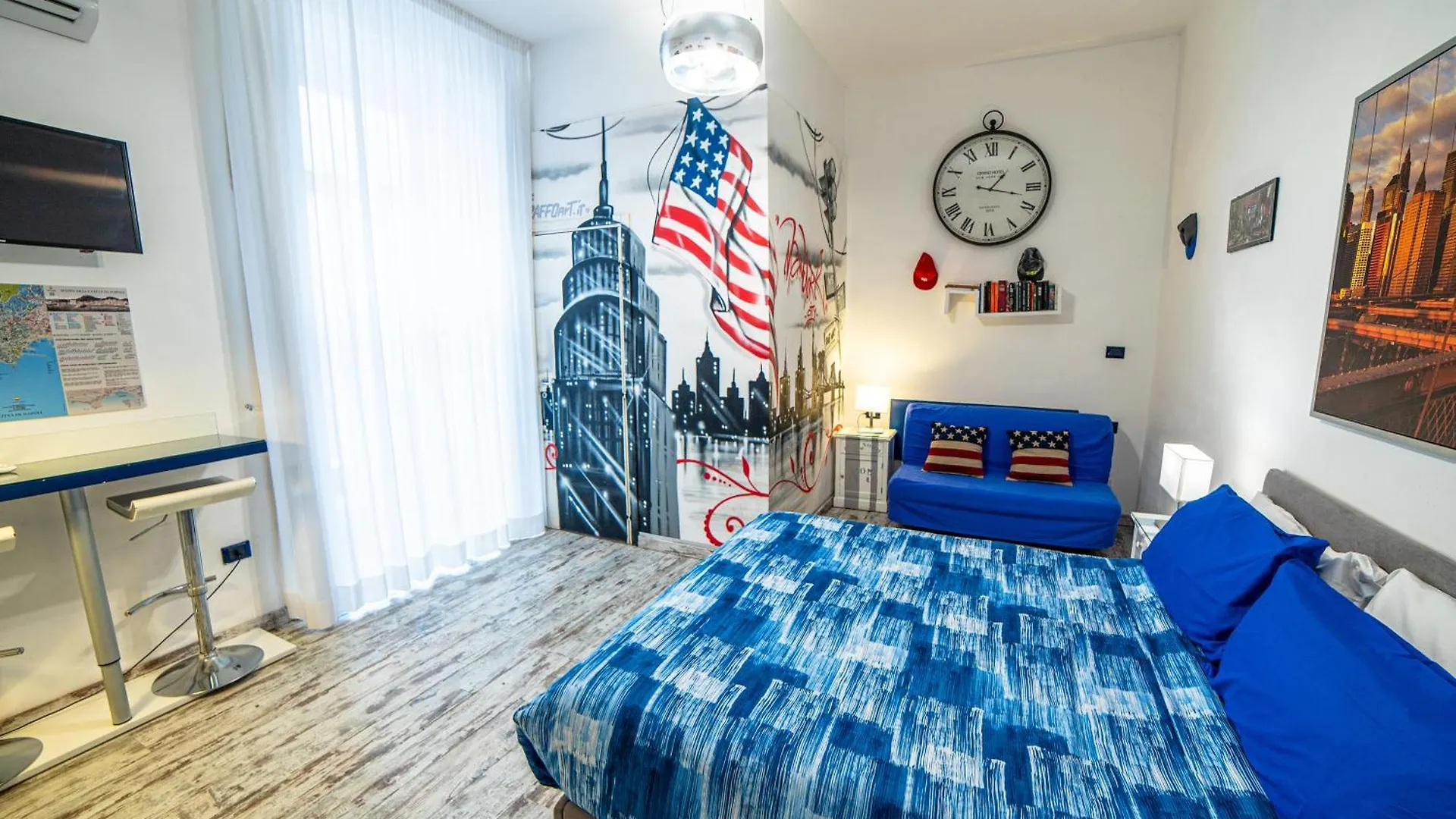 Toledostation B&B Neapel 2*,  Italien